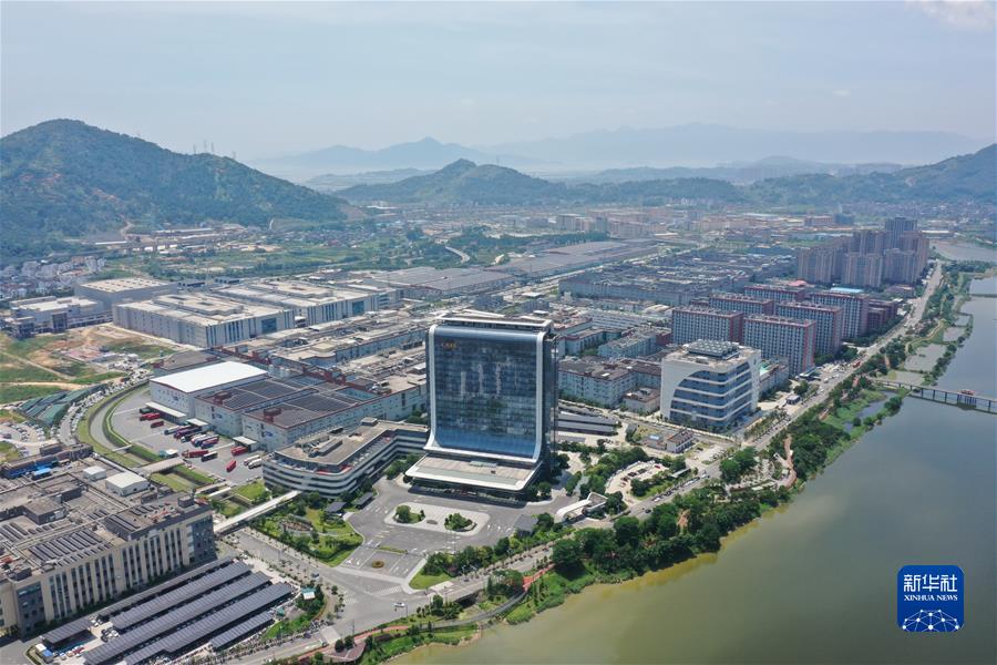 （新華全媒頭條·奮進新征程 建功新時代·非凡十年·圖文互動）（3）福建：搶抓機遇謀發(fā)展 奮力譜寫新篇章